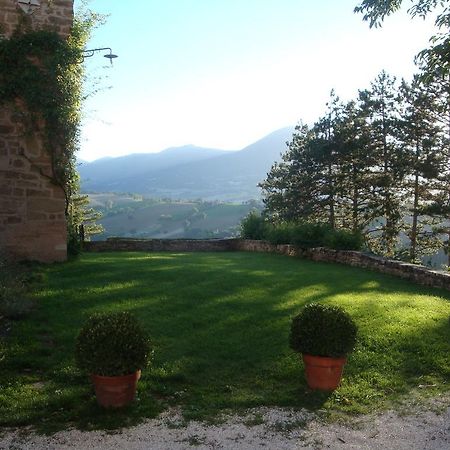 Locanda Dell'Istrice Камерино Екстериор снимка