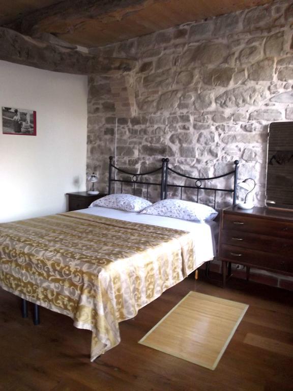 Locanda Dell'Istrice Камерино Стая снимка