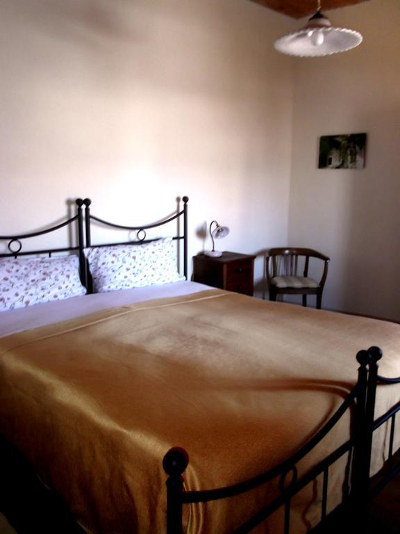 Locanda Dell'Istrice Камерино Стая снимка